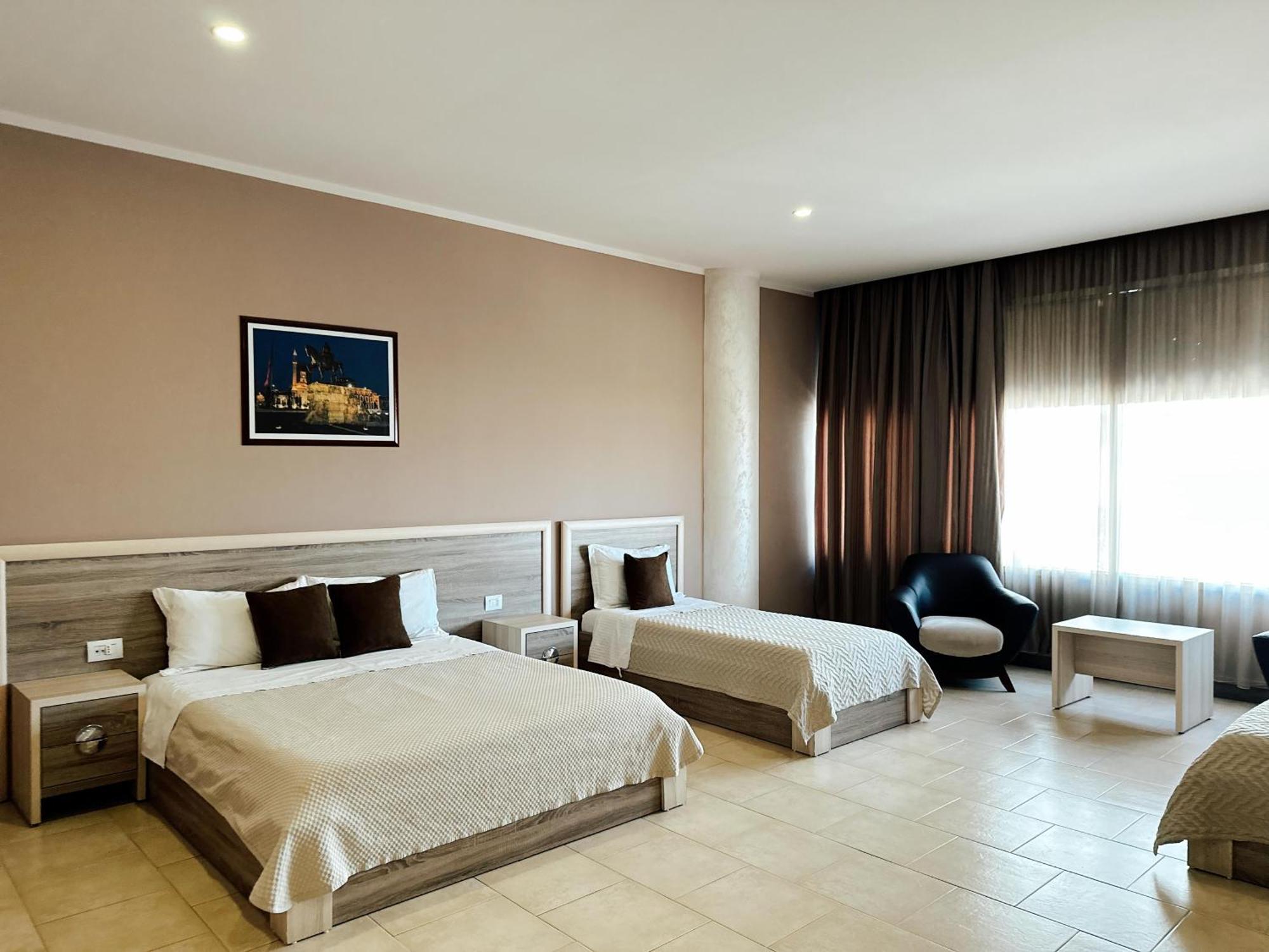 Hotel Terminal Tirana Bregu i Lumit 외부 사진