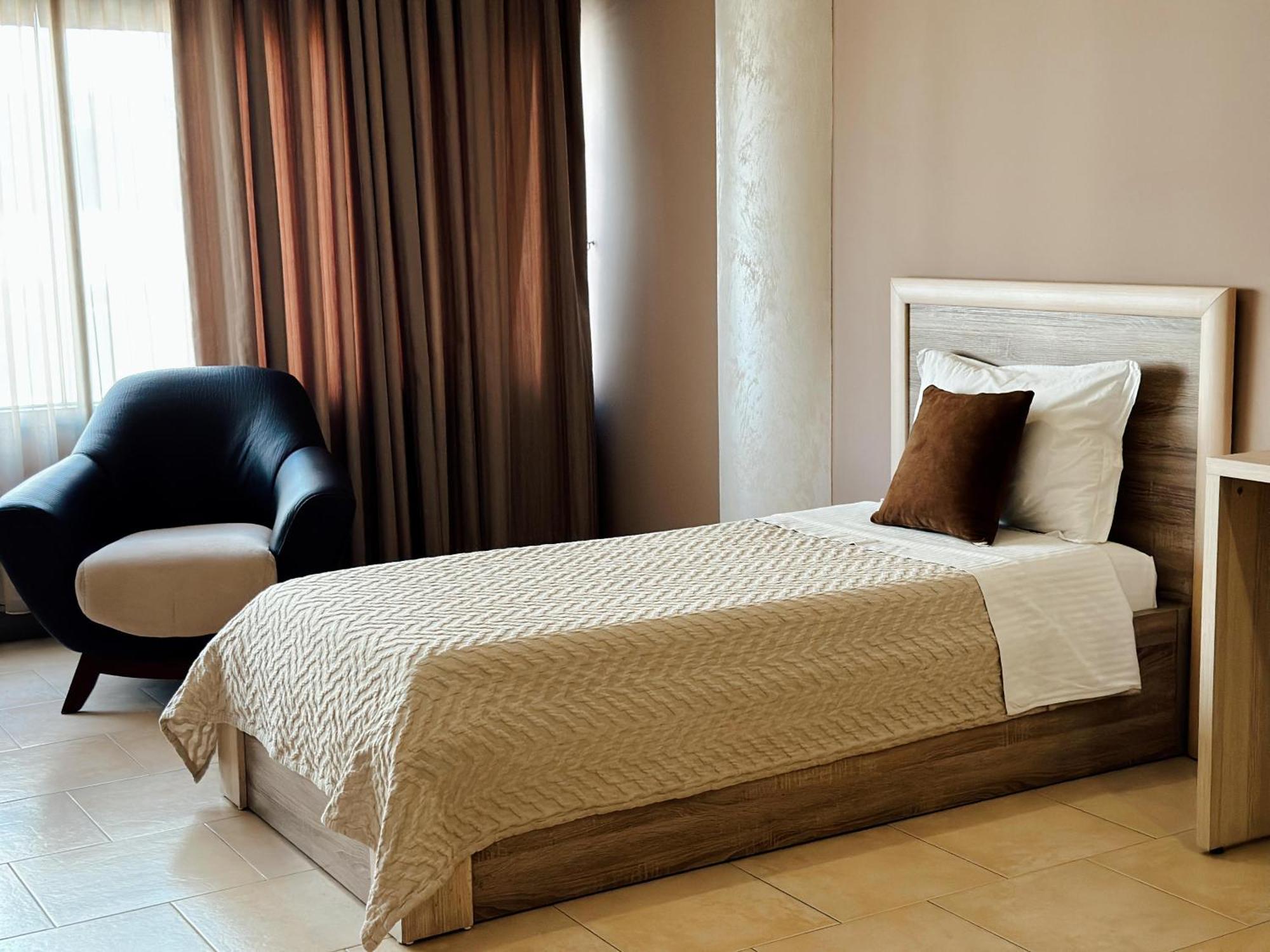 Hotel Terminal Tirana Bregu i Lumit 외부 사진