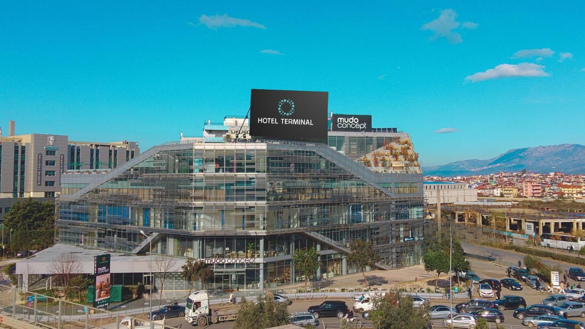 Hotel Terminal Tirana Bregu i Lumit 외부 사진